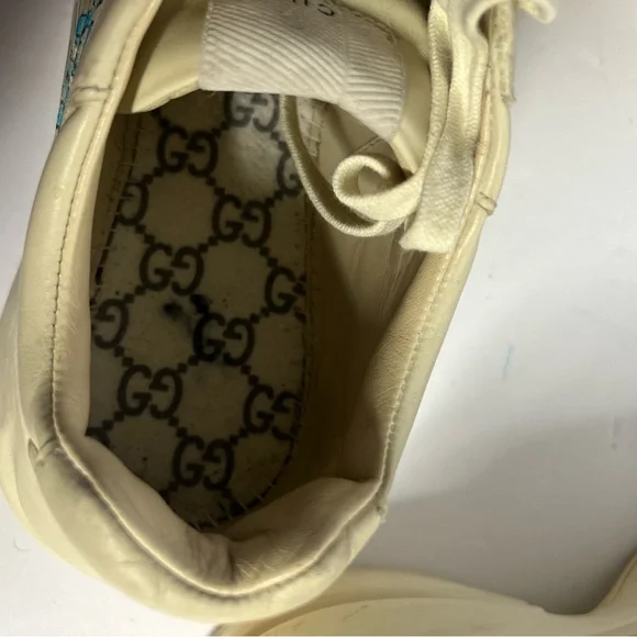 Gucci Disney  Leather Sneakers - Picture 11 of 16
